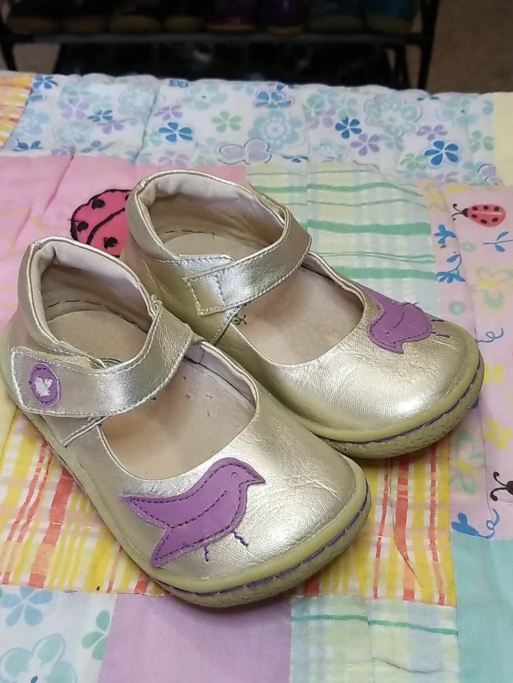 Livie & Luca Metallic Leather Mary Janes with Purple Leather Bird Size 8 Pio Pio